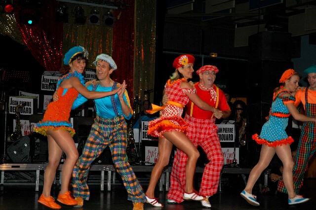 min 2005 11 12 fous swing 186